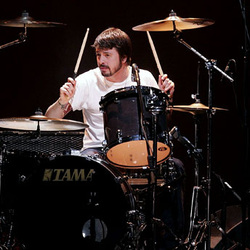 dave grohl nirvana band drums famous tama bad david rock event super